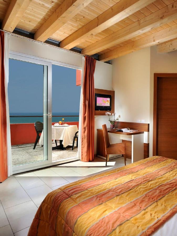 Hotel Bembo Bibione Extérieur photo