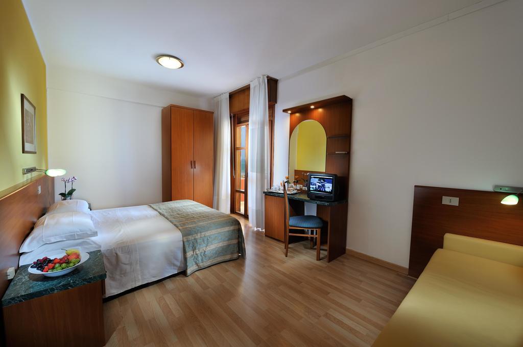Hotel Bembo Bibione Extérieur photo
